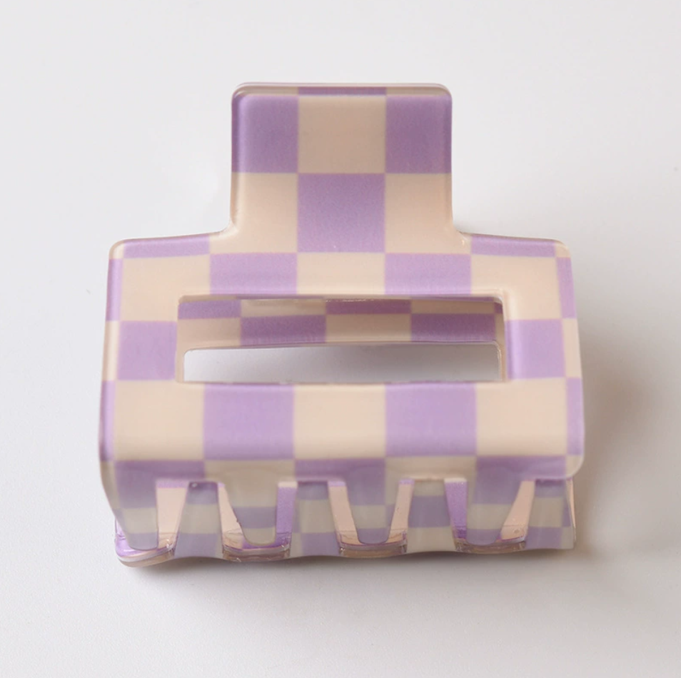 Small Checkered Claw Hair Clip