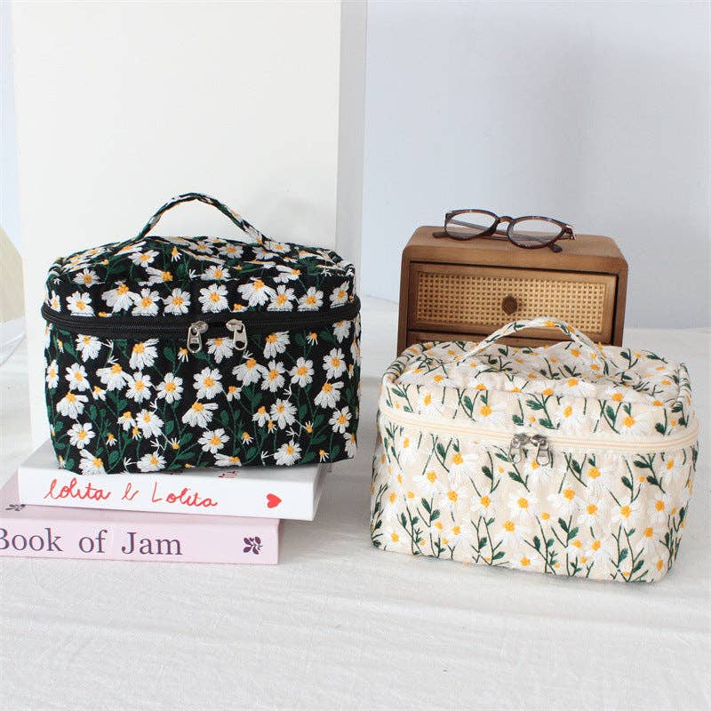 Embroidered Daisy Print Cosmetic Case