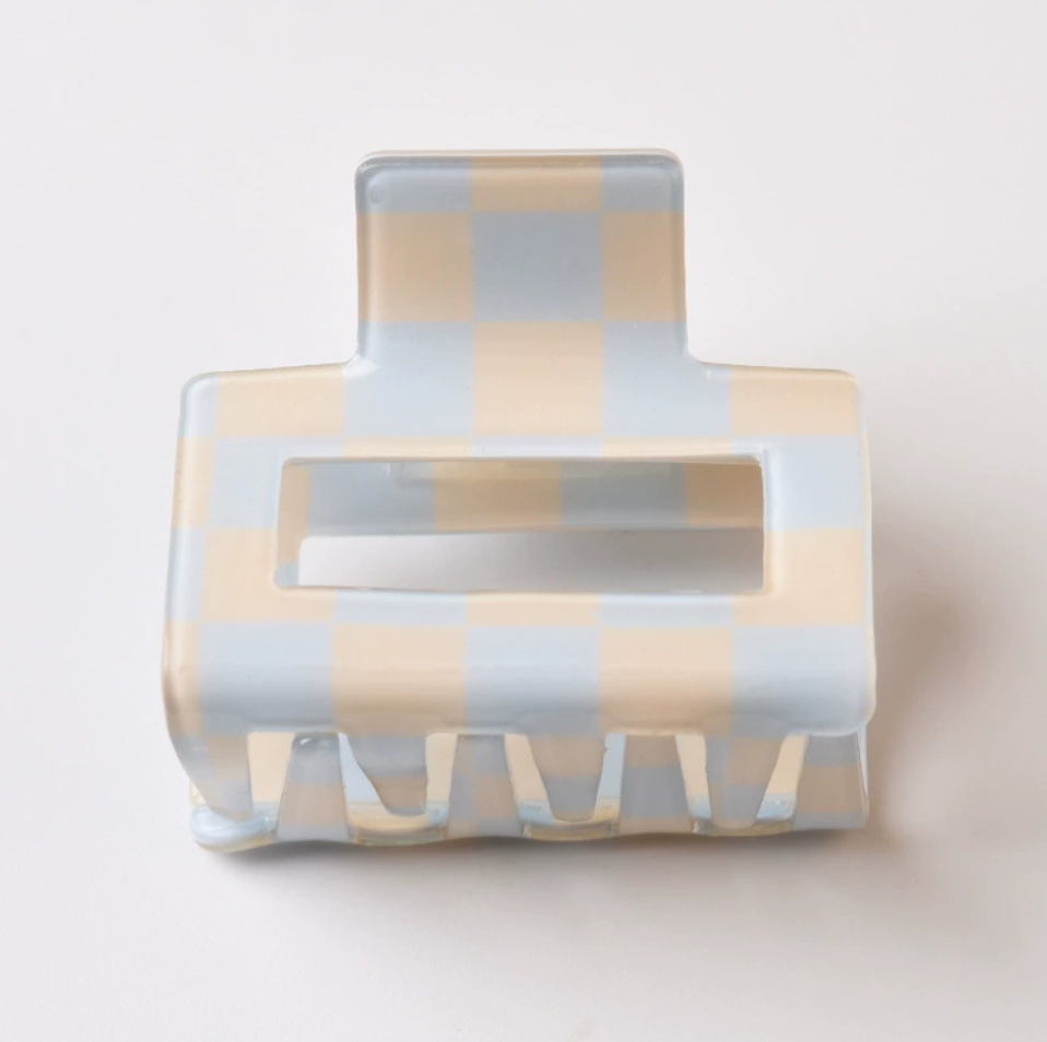 Small Checkered Claw Hair Clip