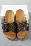 Retro Geometric Buckle Flat